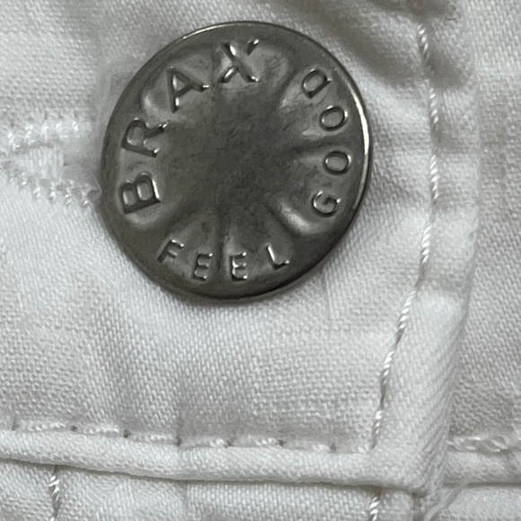 BRAX Free to Move Shakira Sharp White Slim Jeans Ankle Length Textured Fabric - Picture 5 of 16